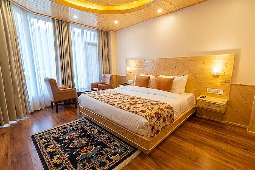 Chalet Rooms (Private Balcony with Valley + Mountain View)