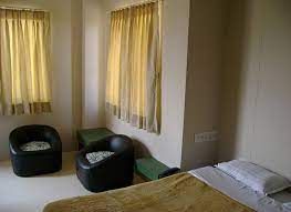 Hotel Isher International Deluxe Non AC 2