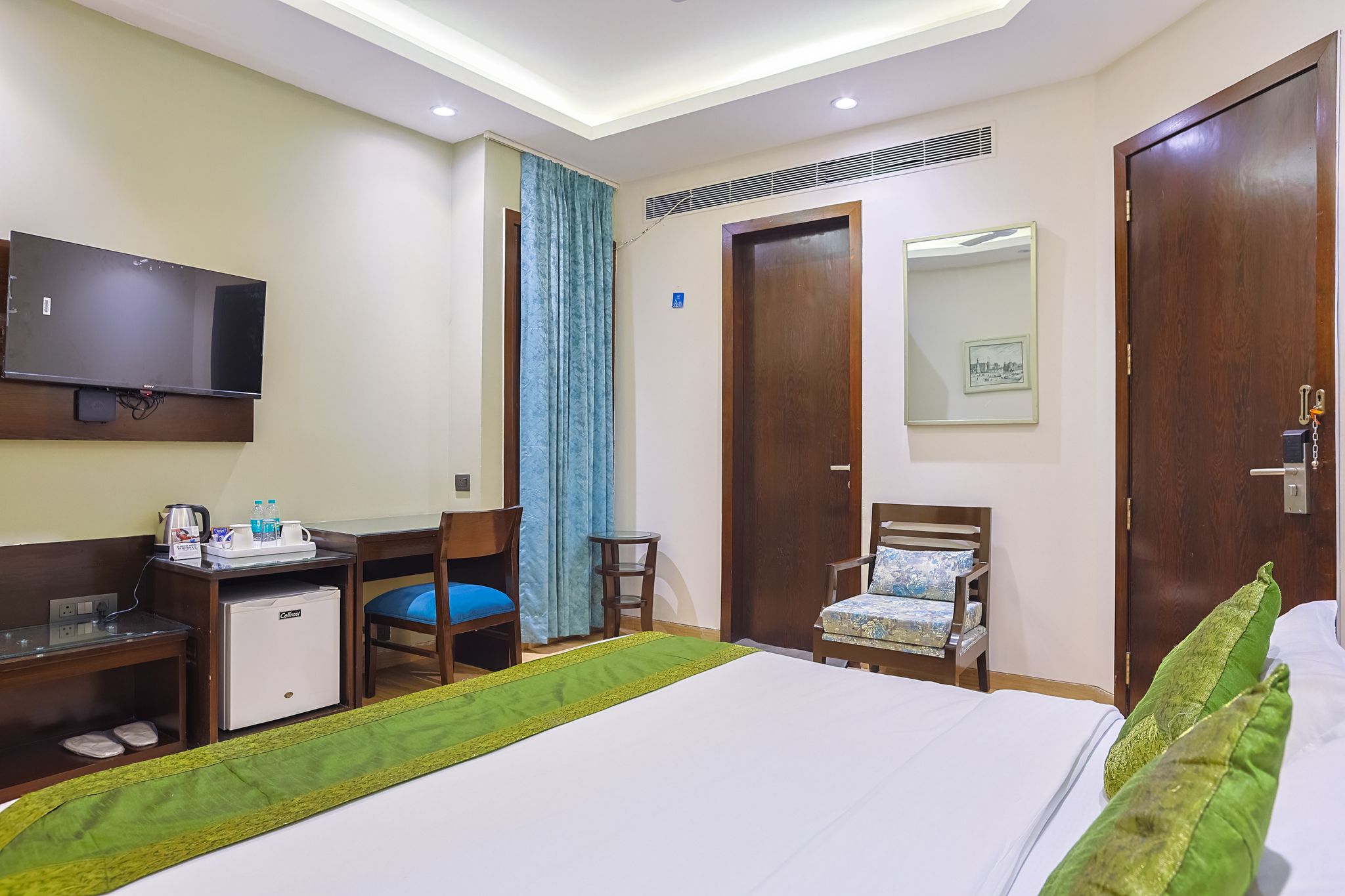 Deluxe Double or Twin Room