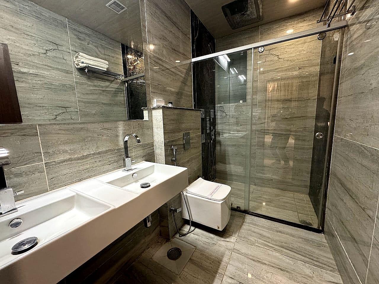 Hotel River Rhythm Assi Ghat Deluxe Double Room 5