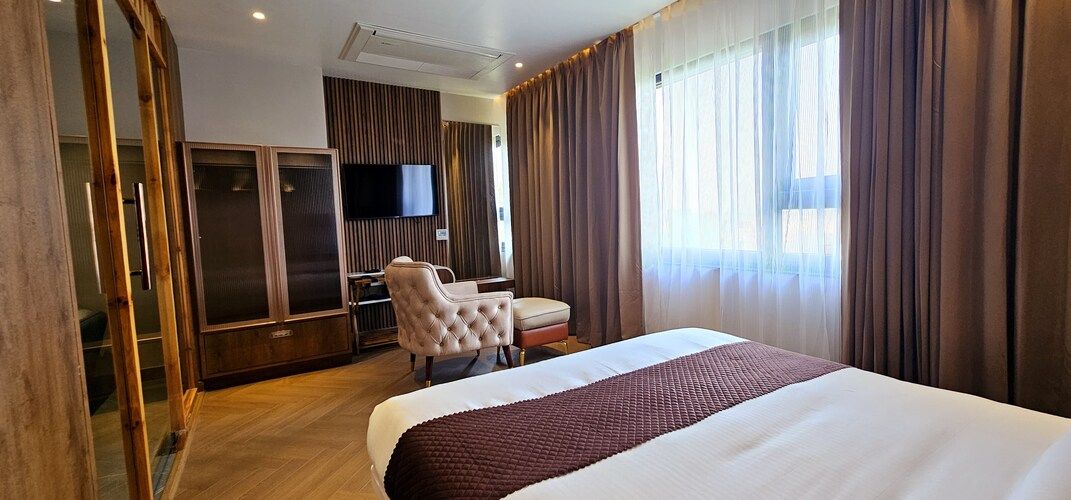 Presidential Suite Room (Ganga Facing)