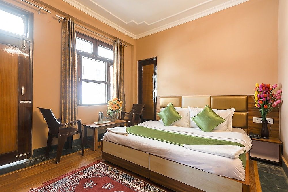 Hotel Varuni - Best Budget Hotel in Mcleodganj Economy Room ( No View ) 3