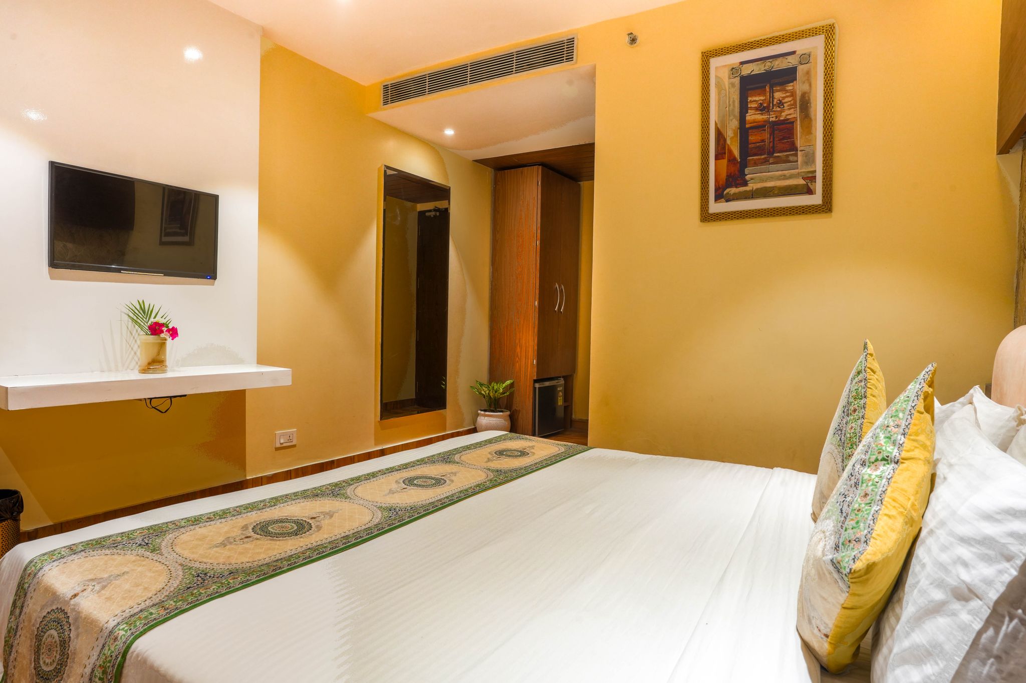 Jallianwala Bagh Executive Room
