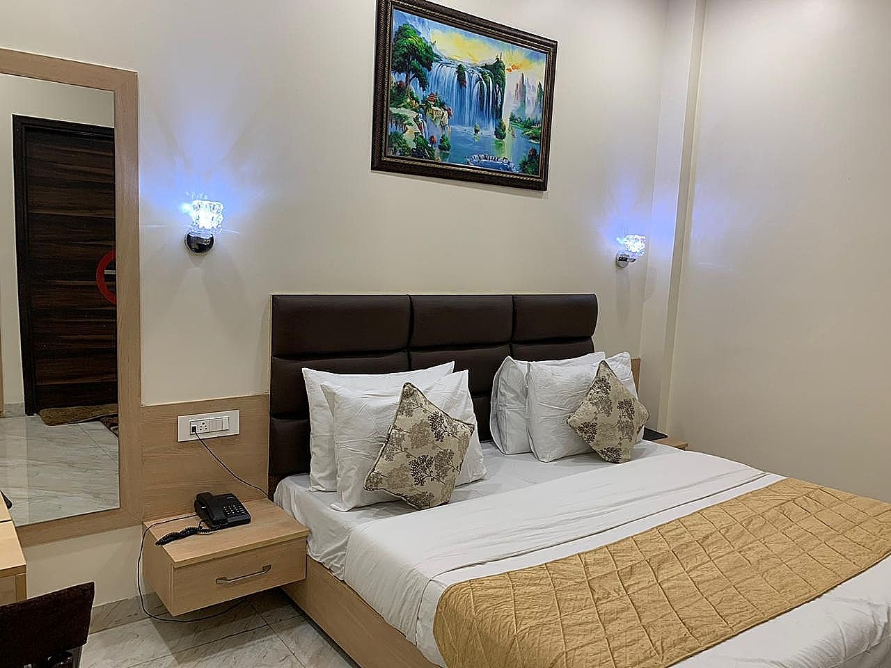 Hotel Heaven View Deluxe Room 6