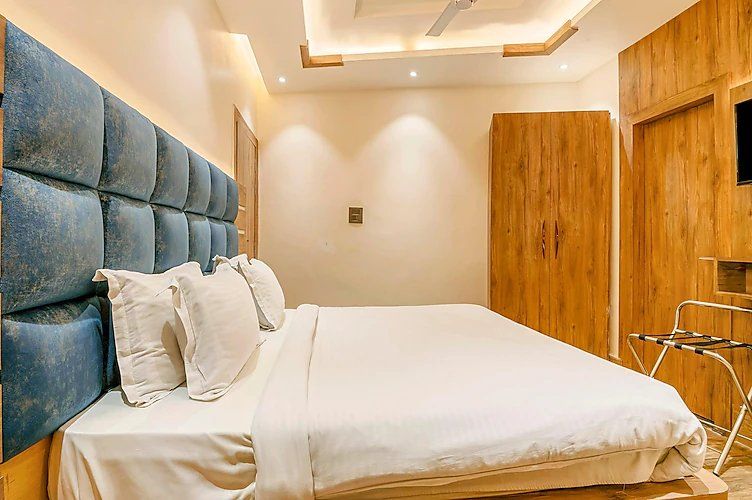  Madhuban Boutique Hotel Jammu Compact Cozy Room 3