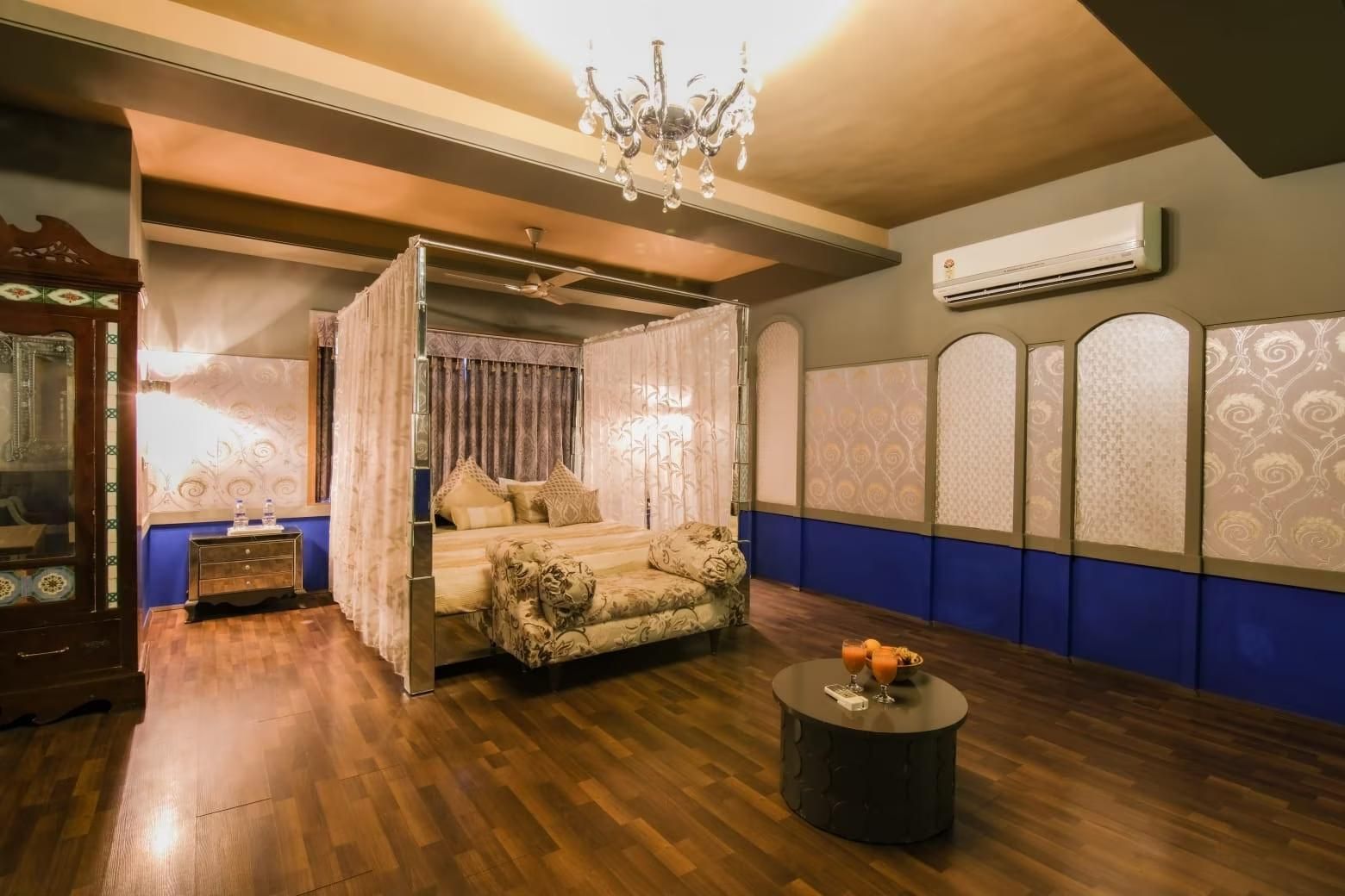 MAHARANI SUITE