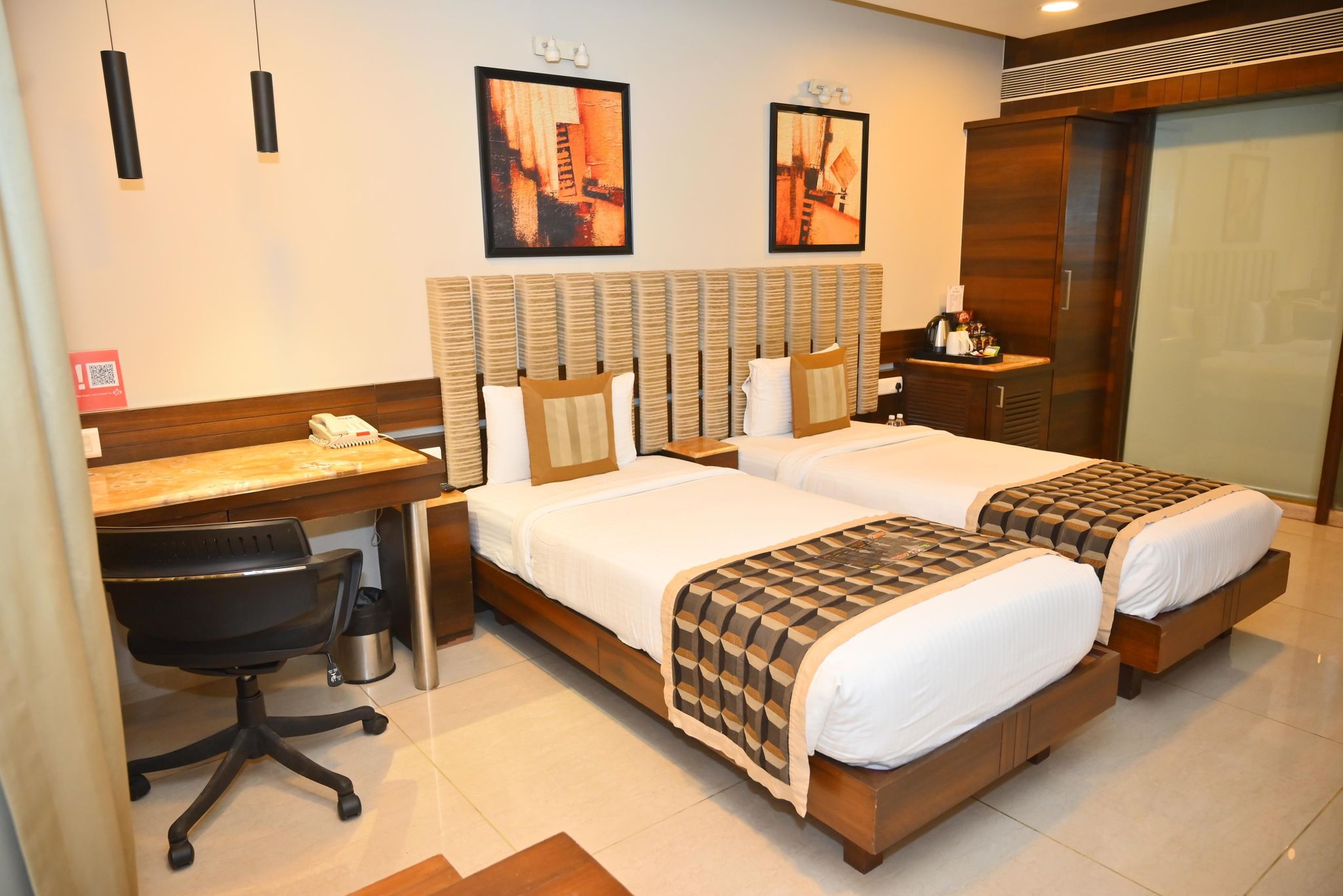 Bizz The Hotel Business Room Twin Bed 2