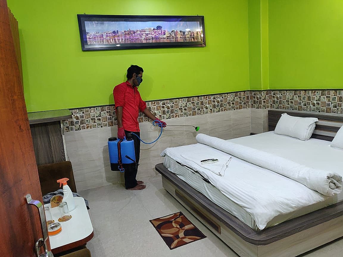 Hotel Bachchan Palace Standard Room 4