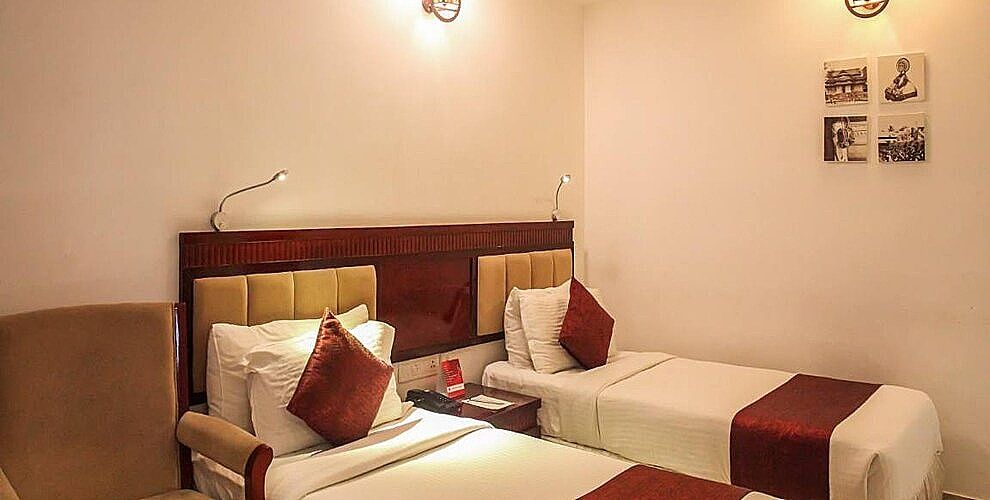 NM Royale County Executive Room AC 6