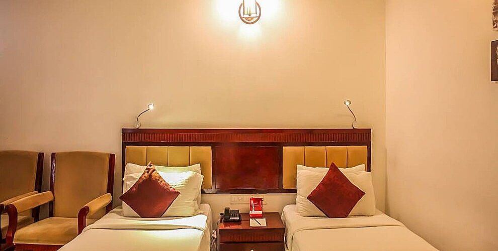 NM Royale County Executive Room AC 11