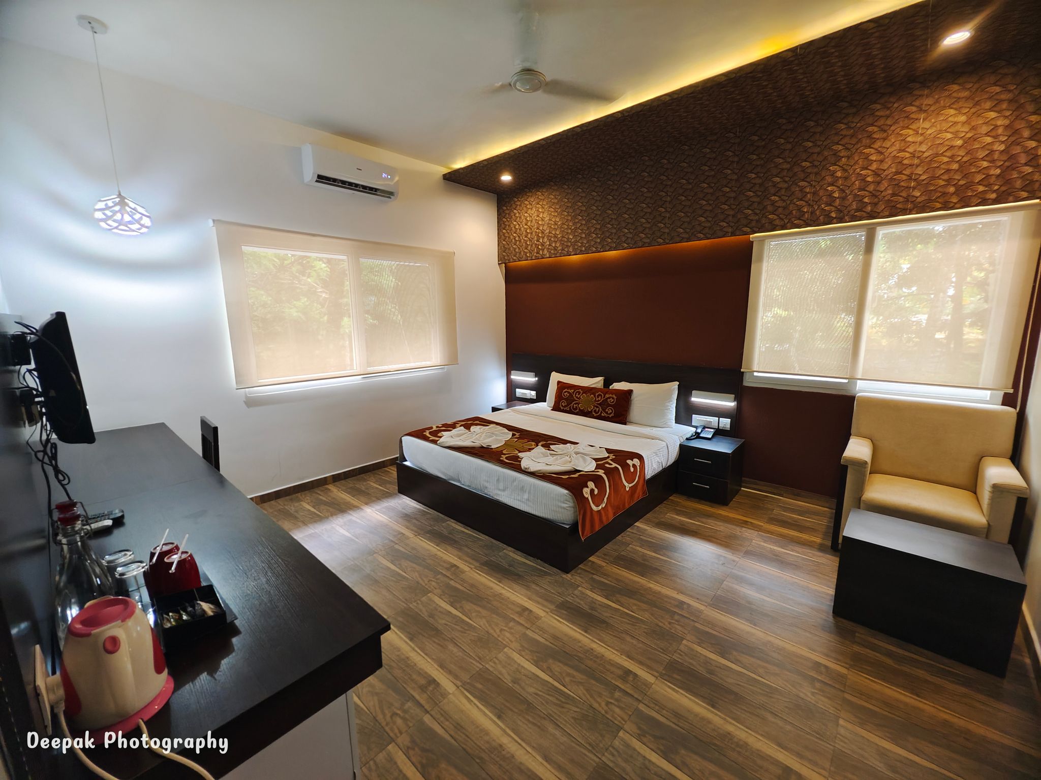 Tiger Trails Thekkady Deluxe Room
