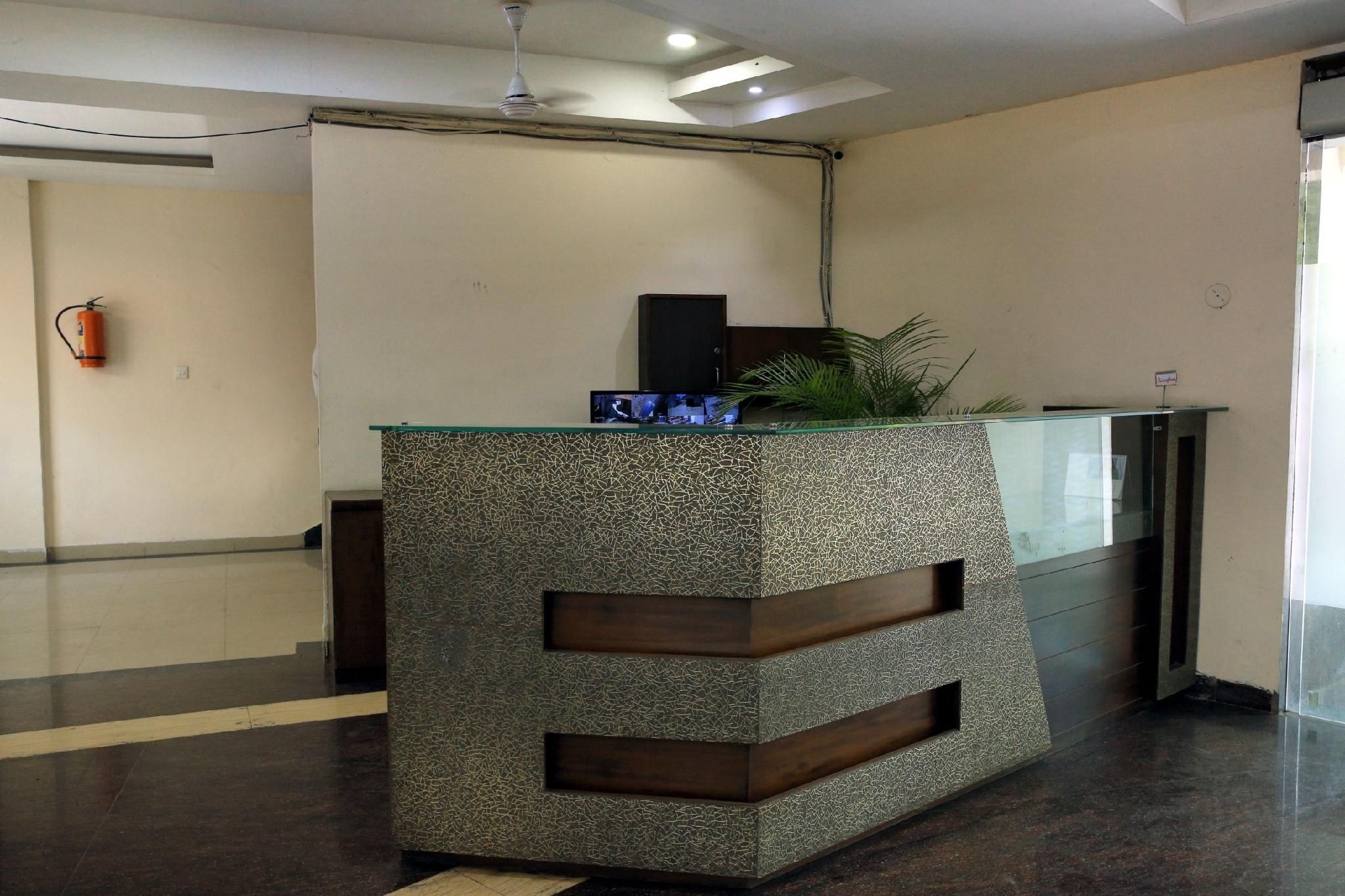 undefined Shri Ram Krishna Baag Hotel, Indore 3
