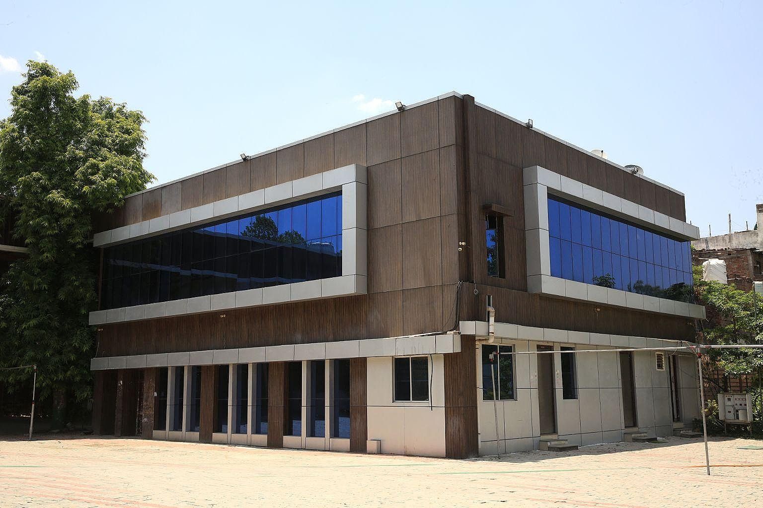 undefined Shri Ram Krishna Baag Hotel, Indore 7