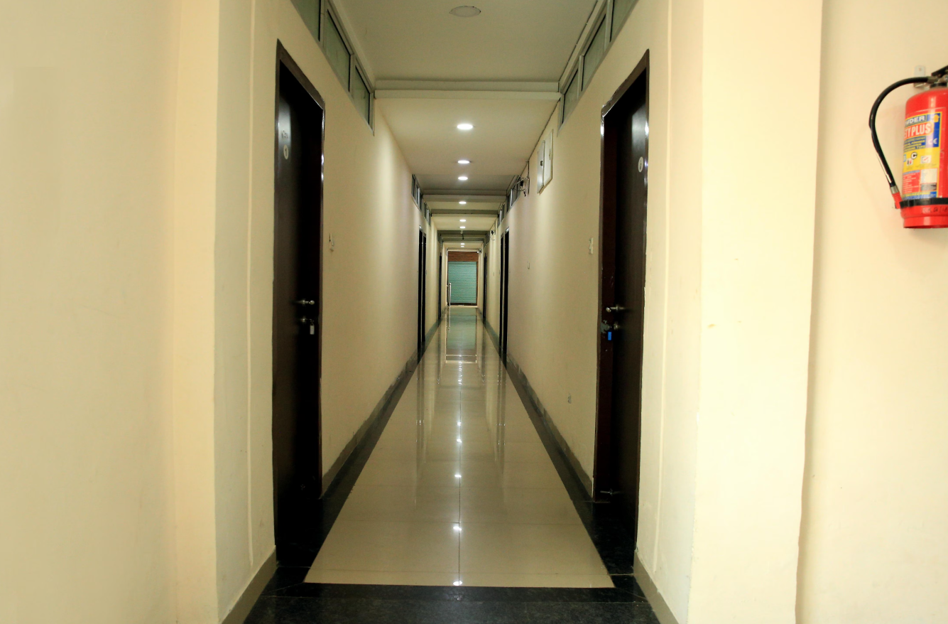 undefined Shri Ram Krishna Baag Hotel, Indore 5