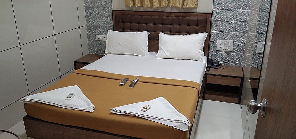 Hotel Royal Residency Chembur Standard Room 5