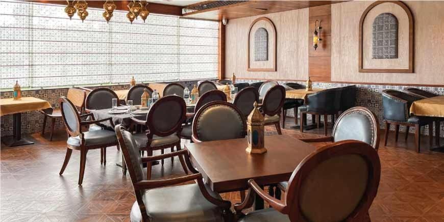 Food & Dining