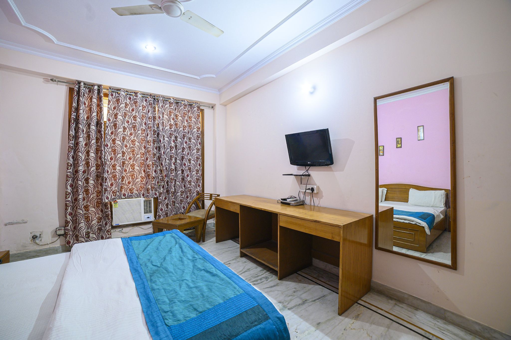 Hotel Sahara Imperial AC Room 10