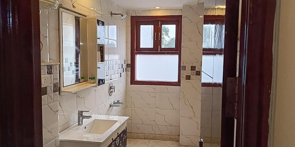 Bellmont East Delhi Double Room 7