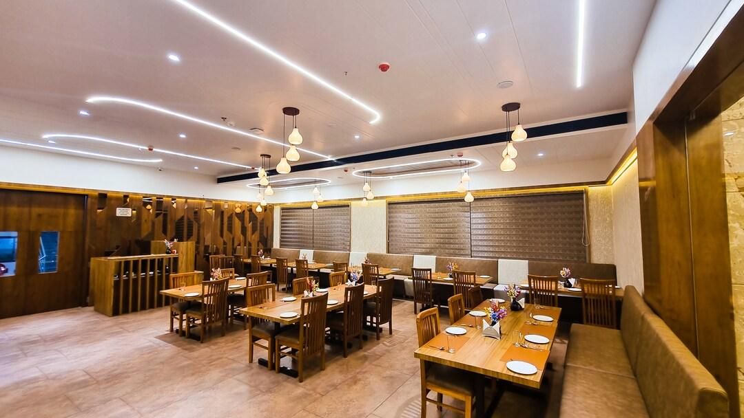 Food & Dining