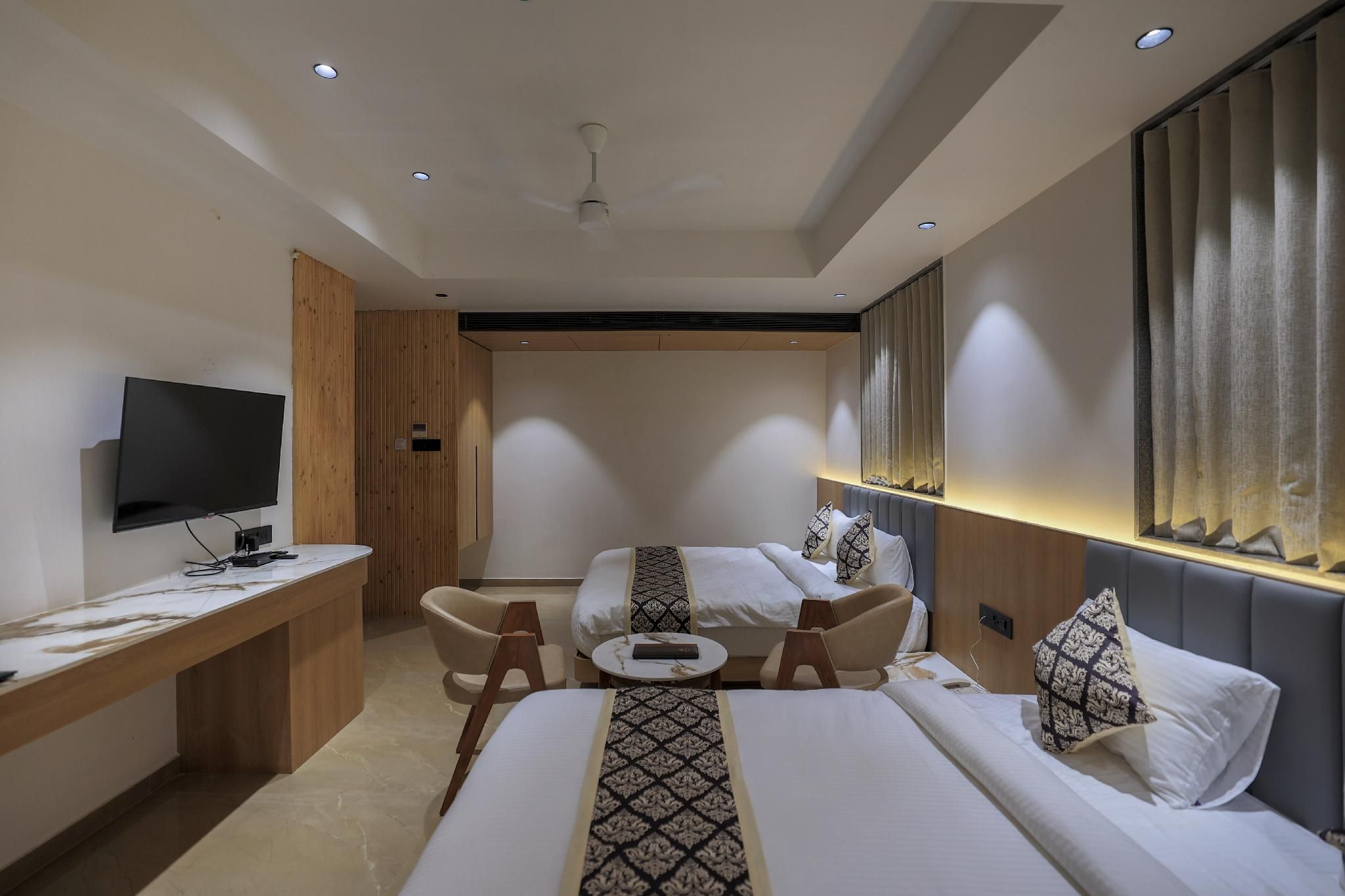 undefined Hotel Aditya Mansingh Inn 8