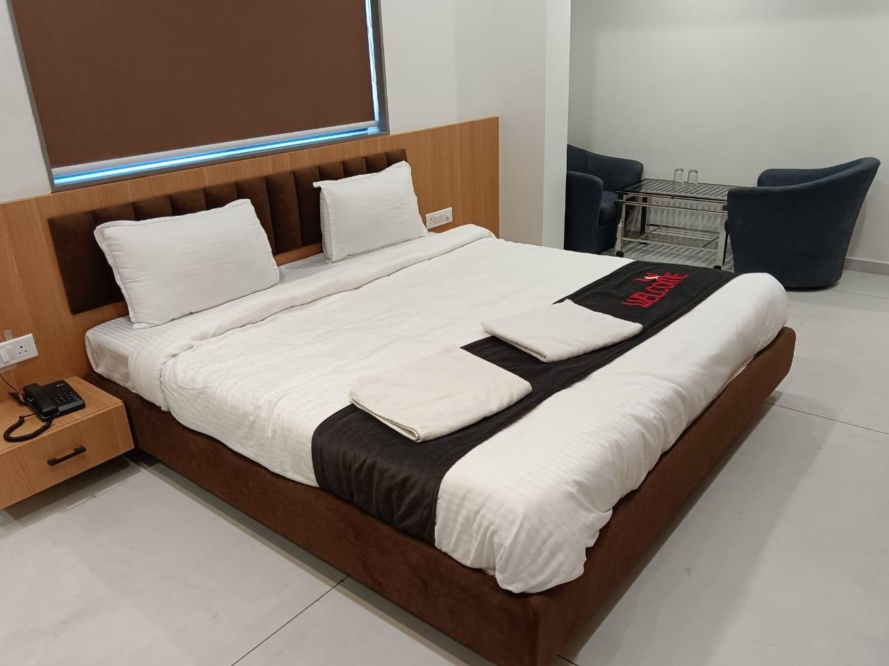 Hotel Welcome Somnath Standard Room 4