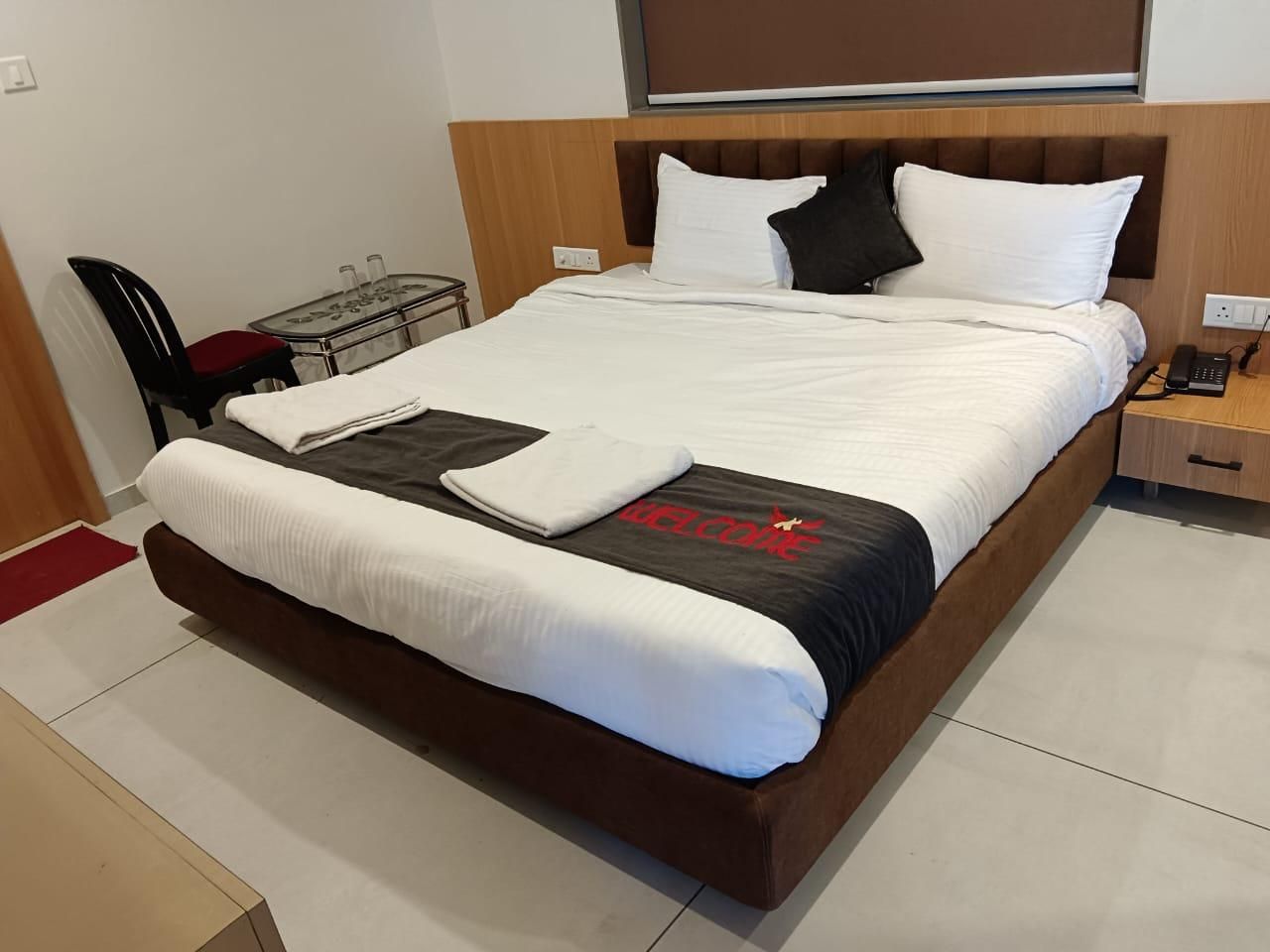 Hotel Welcome Somnath Standard Room 5