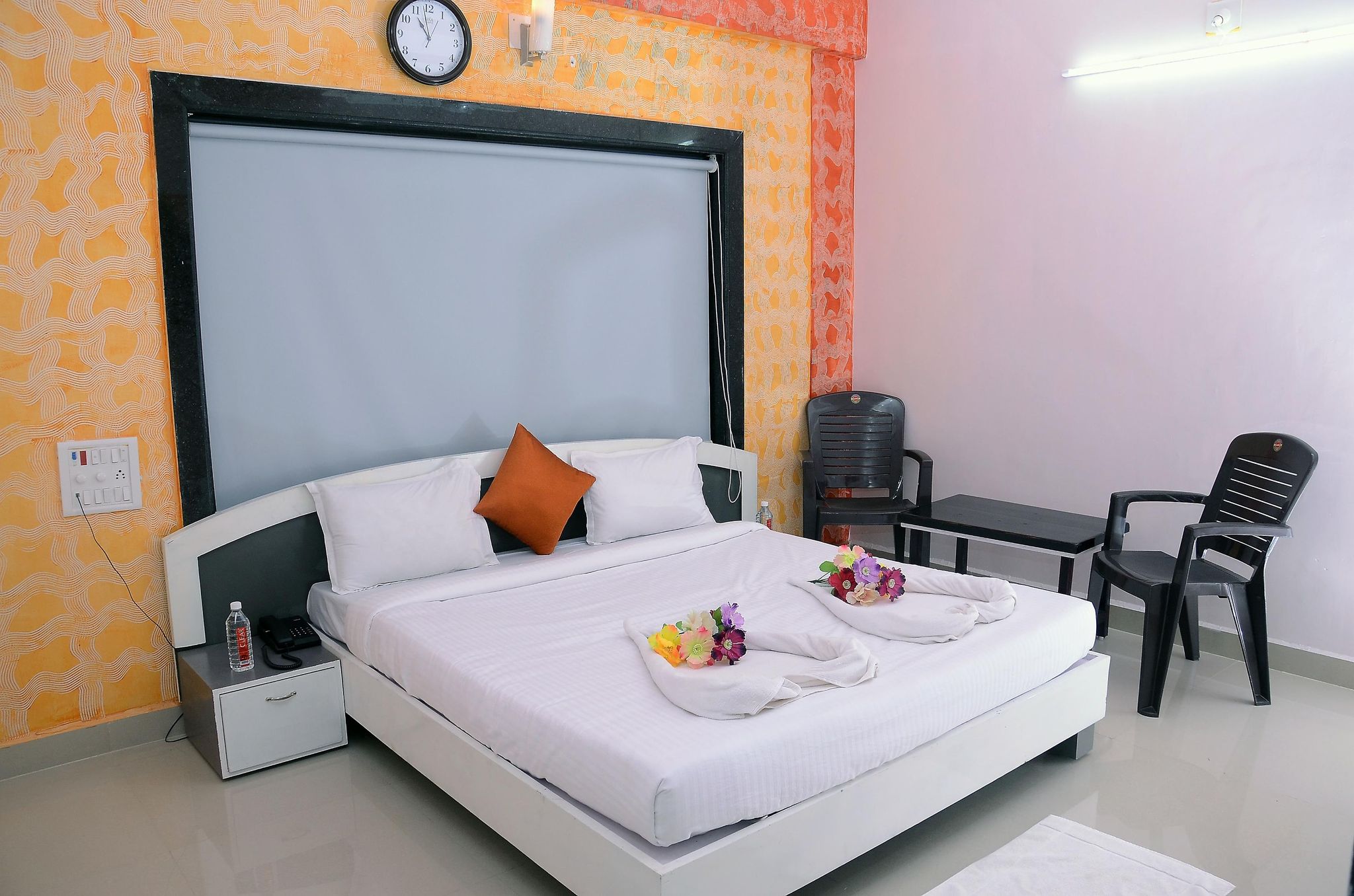 Ideal Standard Double Bed Room