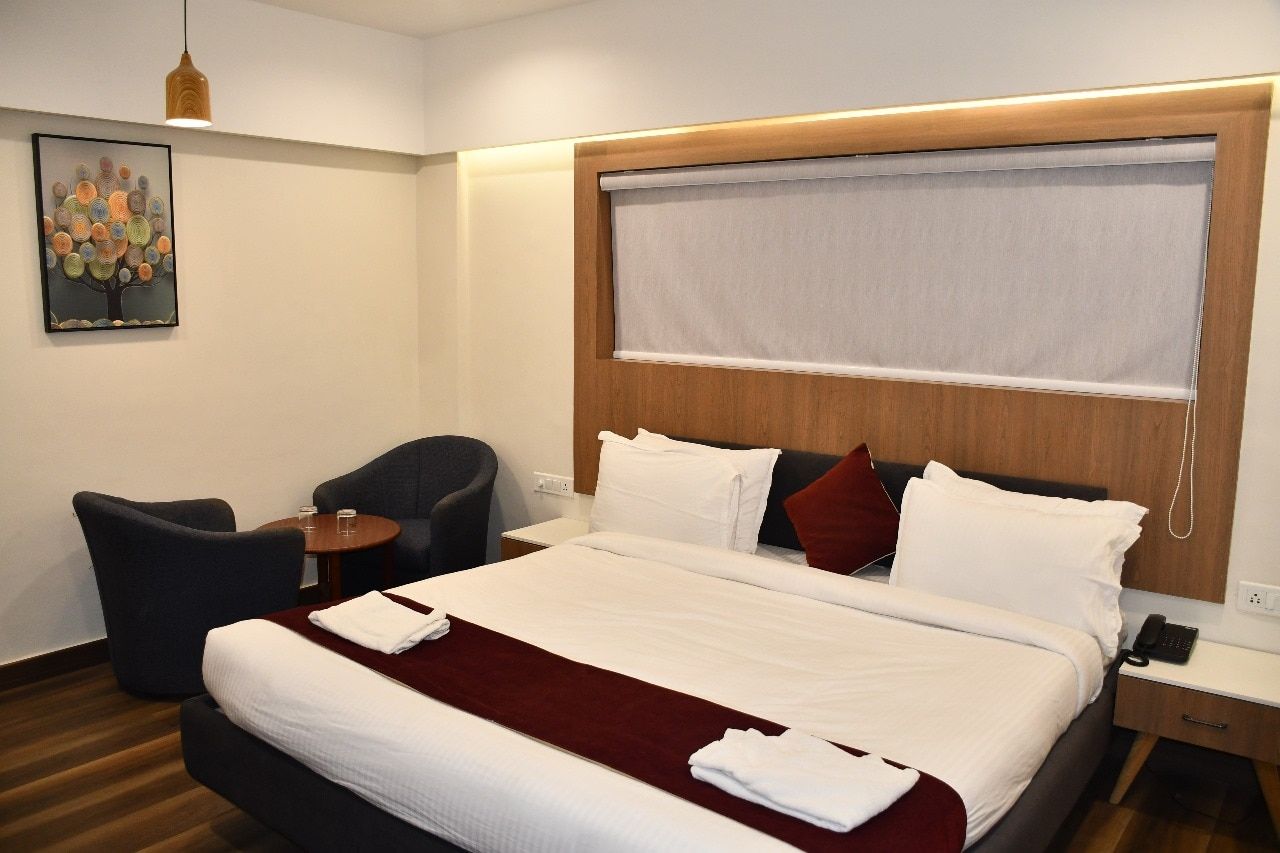 The Sky Imperial Welcome, Somnath Deluxe Room 12