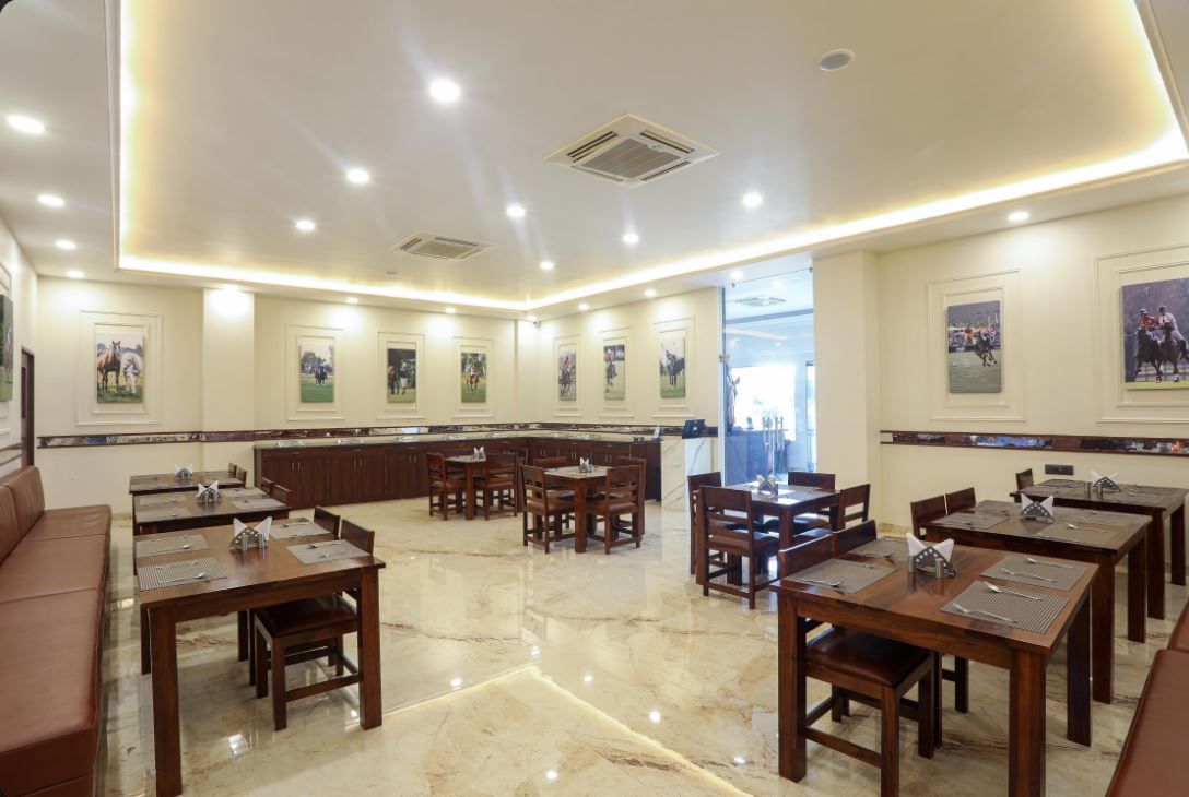 Food & Dining