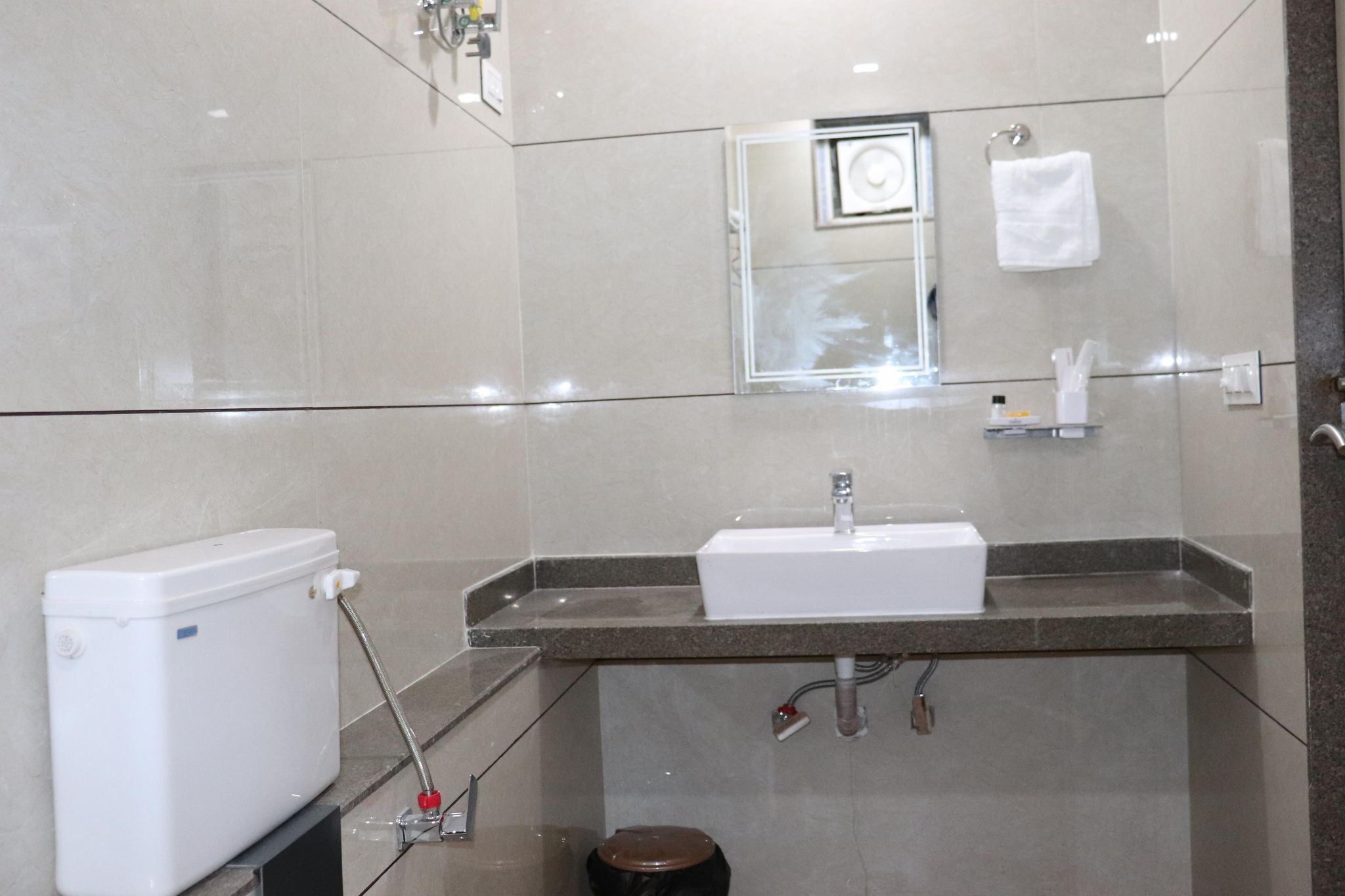 Hotel Manglam Triple Room