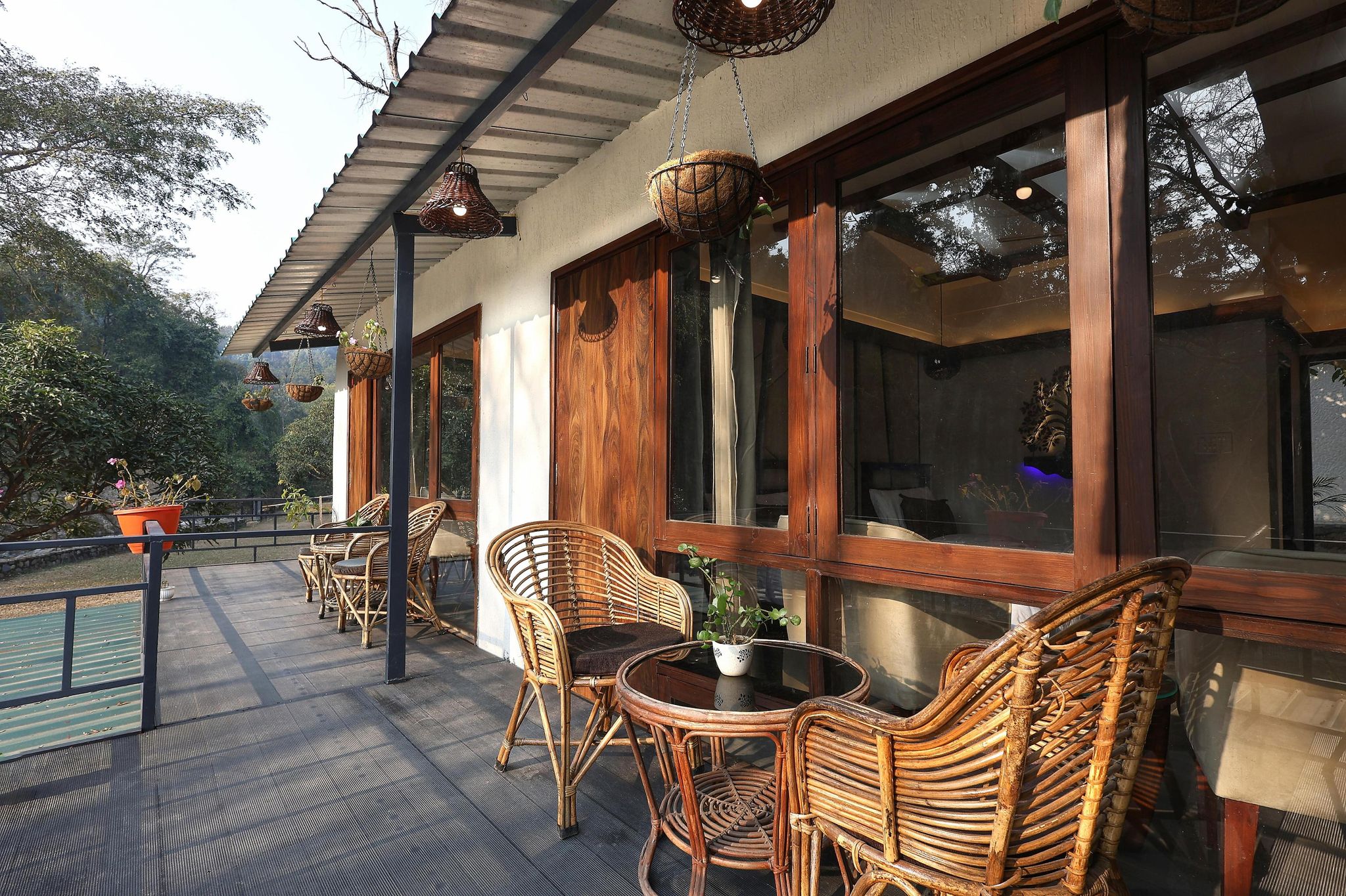 Food & Dining