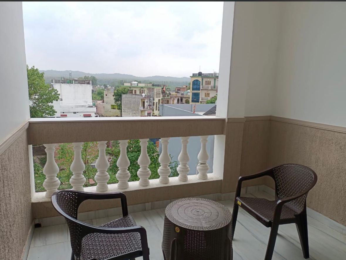 undefined Hotel ND Manor 3