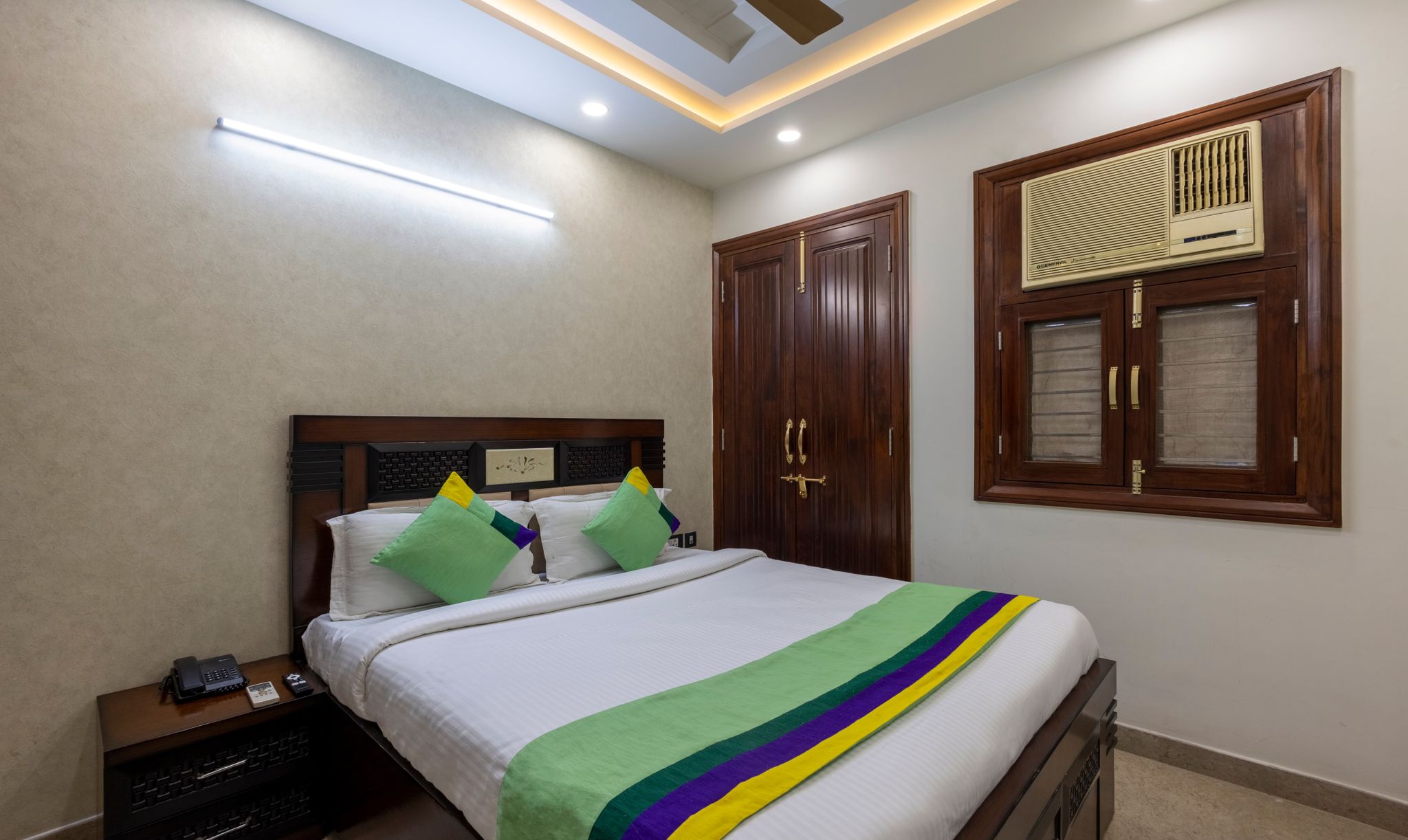 Treebo MVM Residency Double Room 9