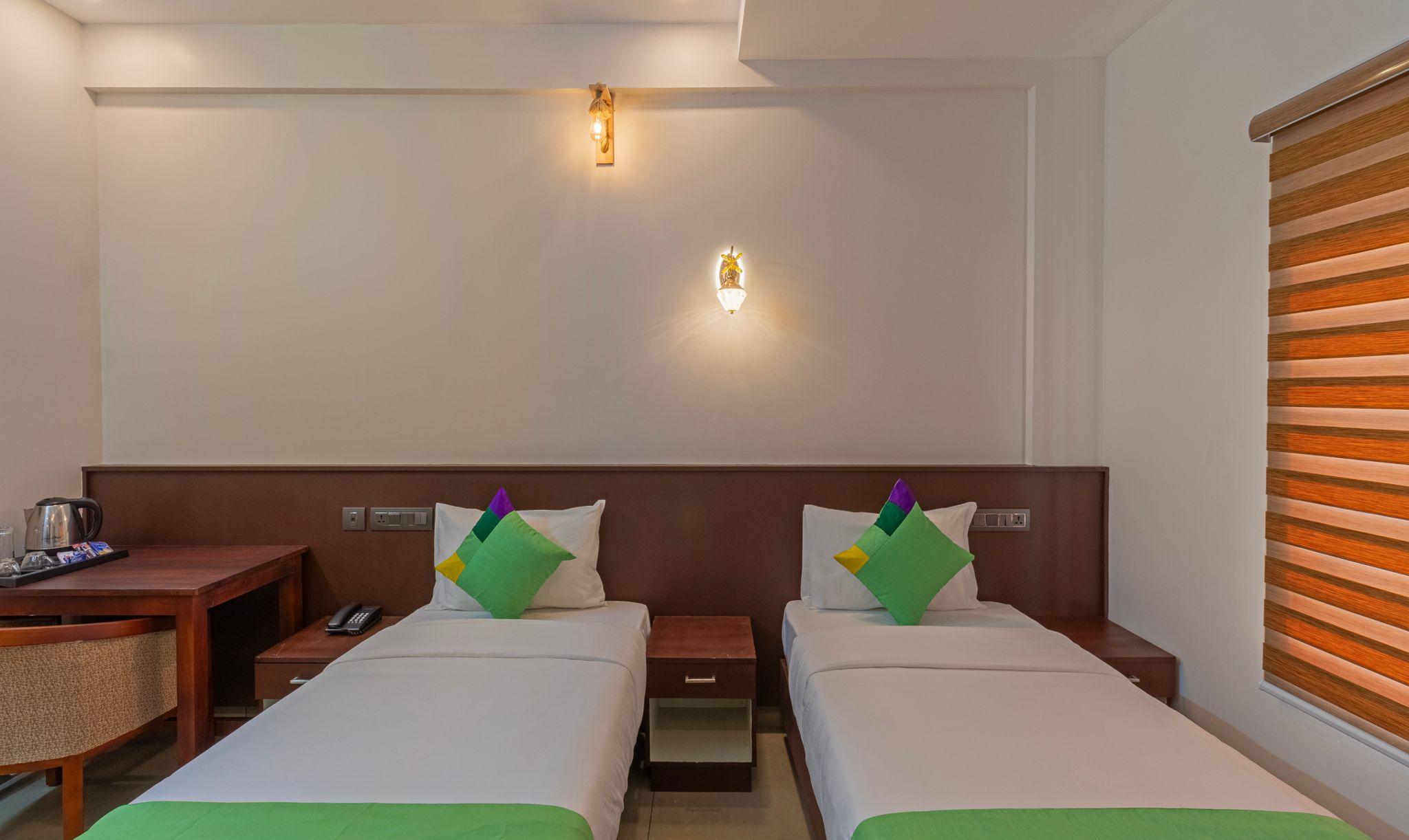Treebo Amigos Residency Cochin Airport Hotel Standard Double Room 4