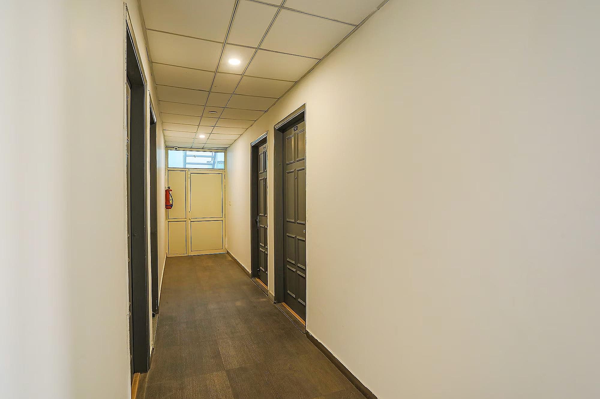 undefined Treebo Noida Express 4