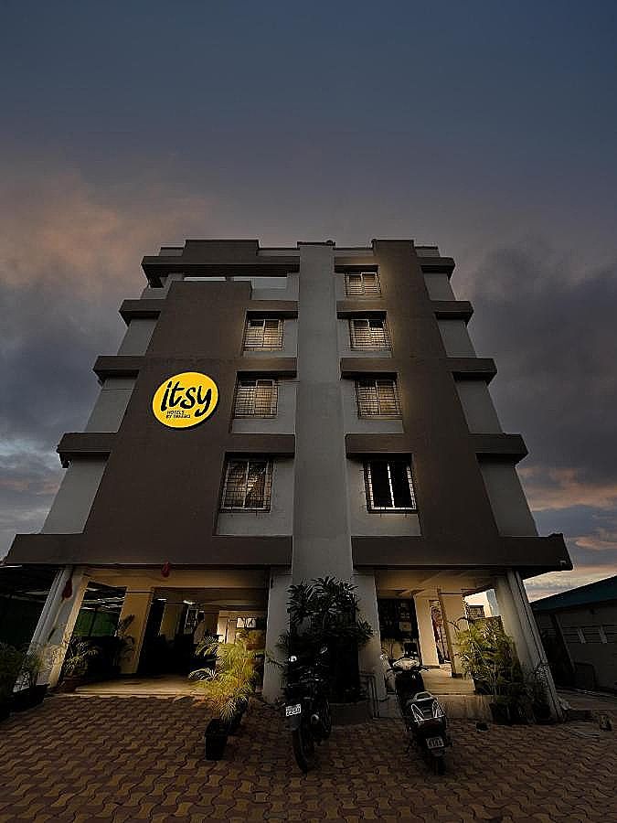 undefined Itsy Hotels Opal Suites, Mundhwa, Near Koregaon Park 7