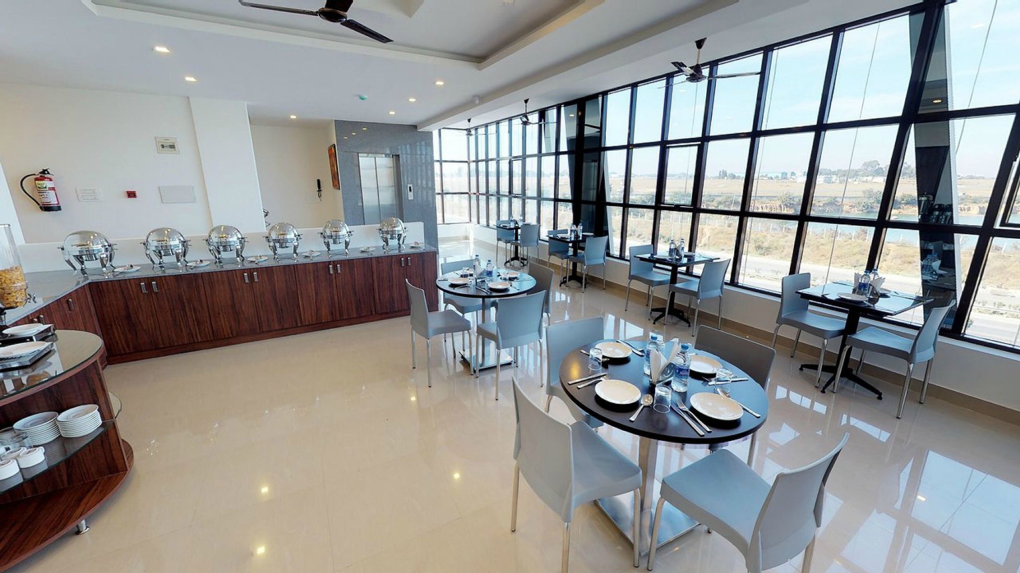 undefined Hotel Passport Inn 8