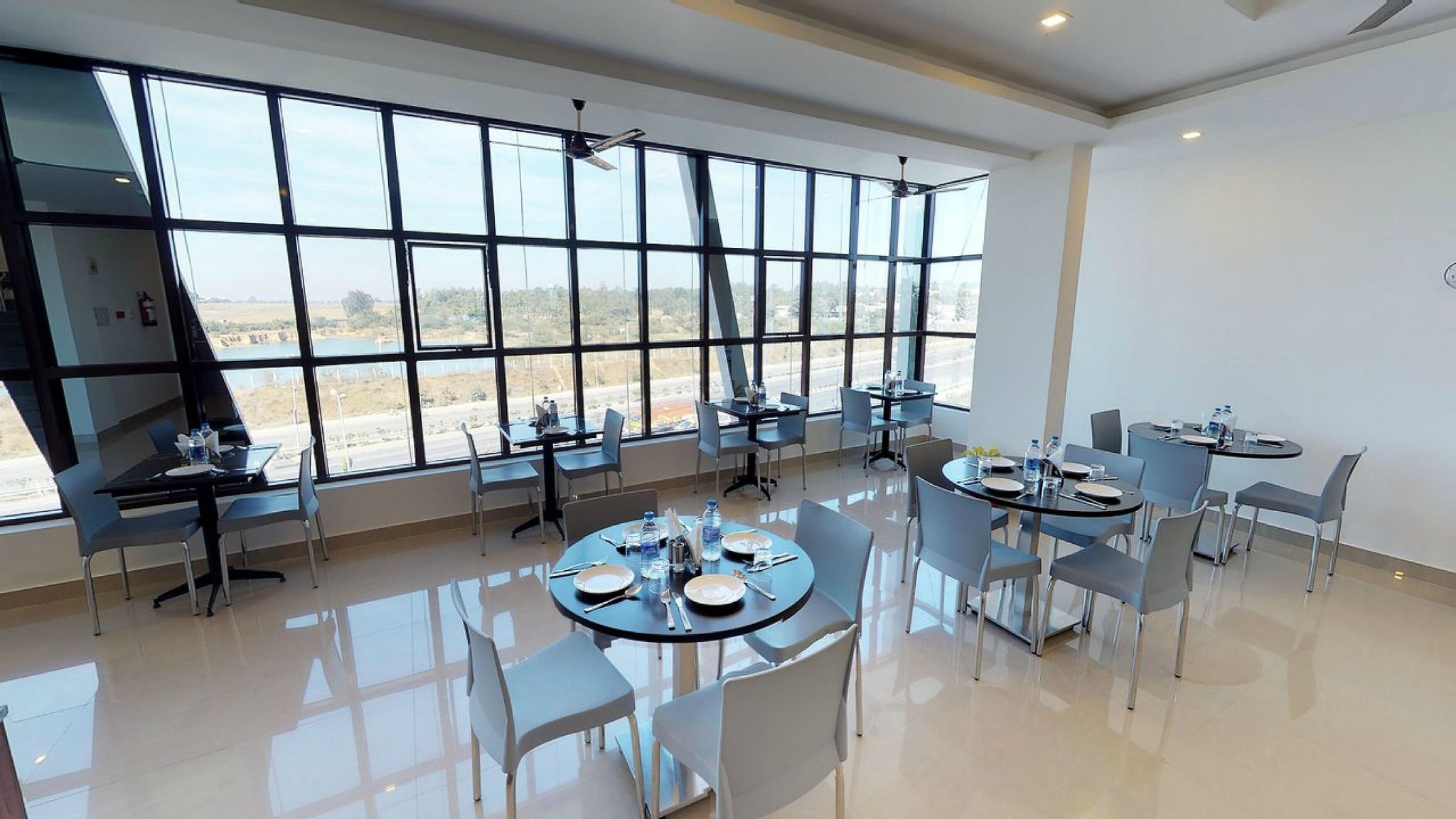 undefined Hotel Passport Inn 7