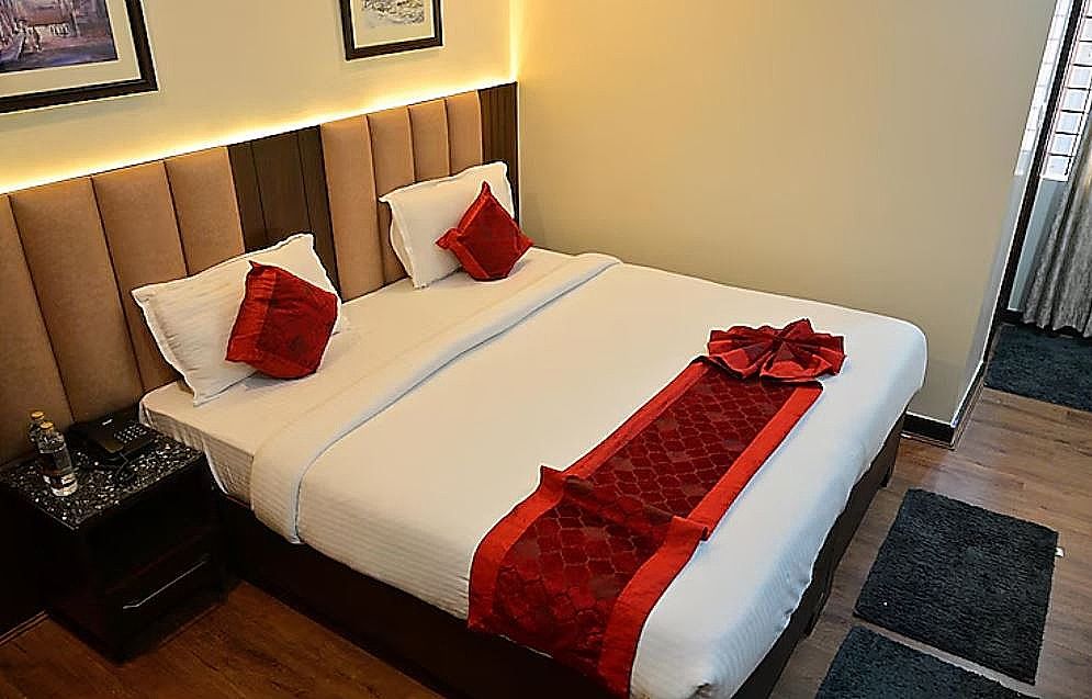 Hotel Golden Riviera Executive Room