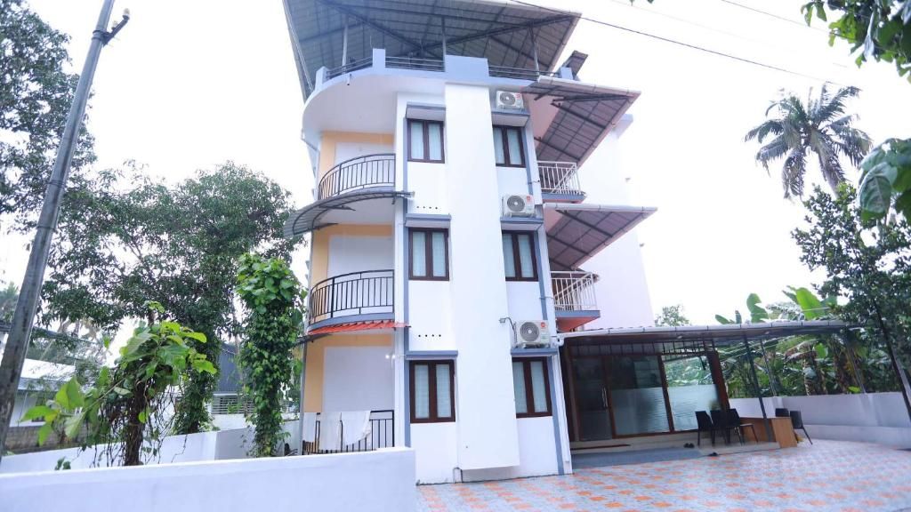 Hotel Exterior
