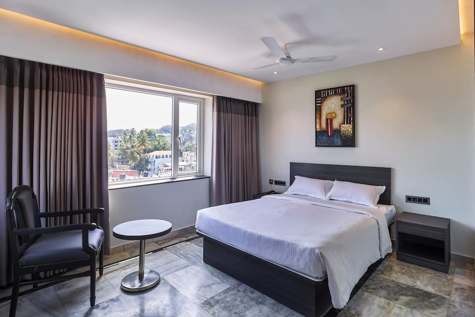 Ariya Nivaas A Vegetarian Hotel Deluxe AC 3