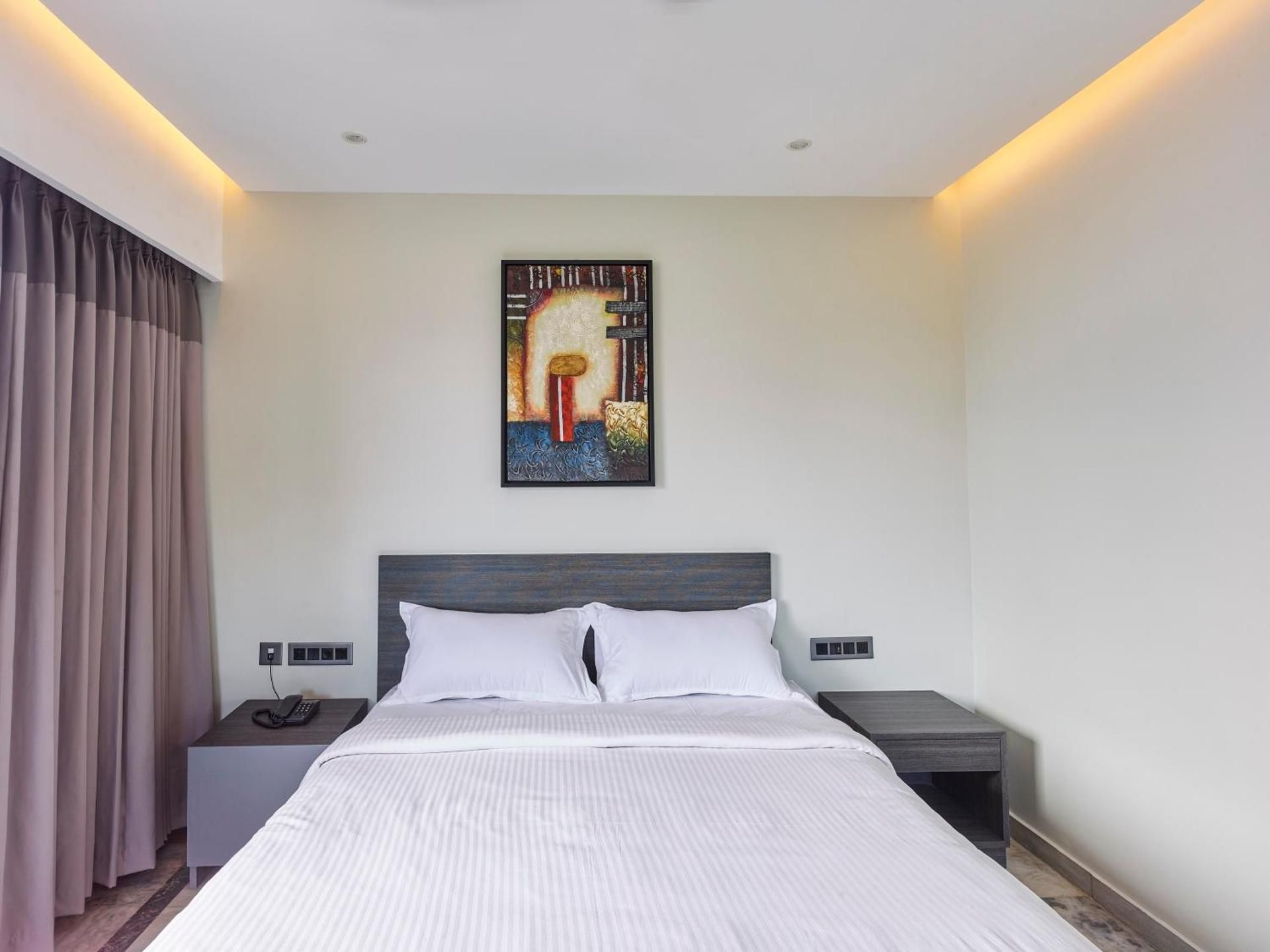 Ariya Nivaas A Vegetarian Hotel Standard Non AC 3