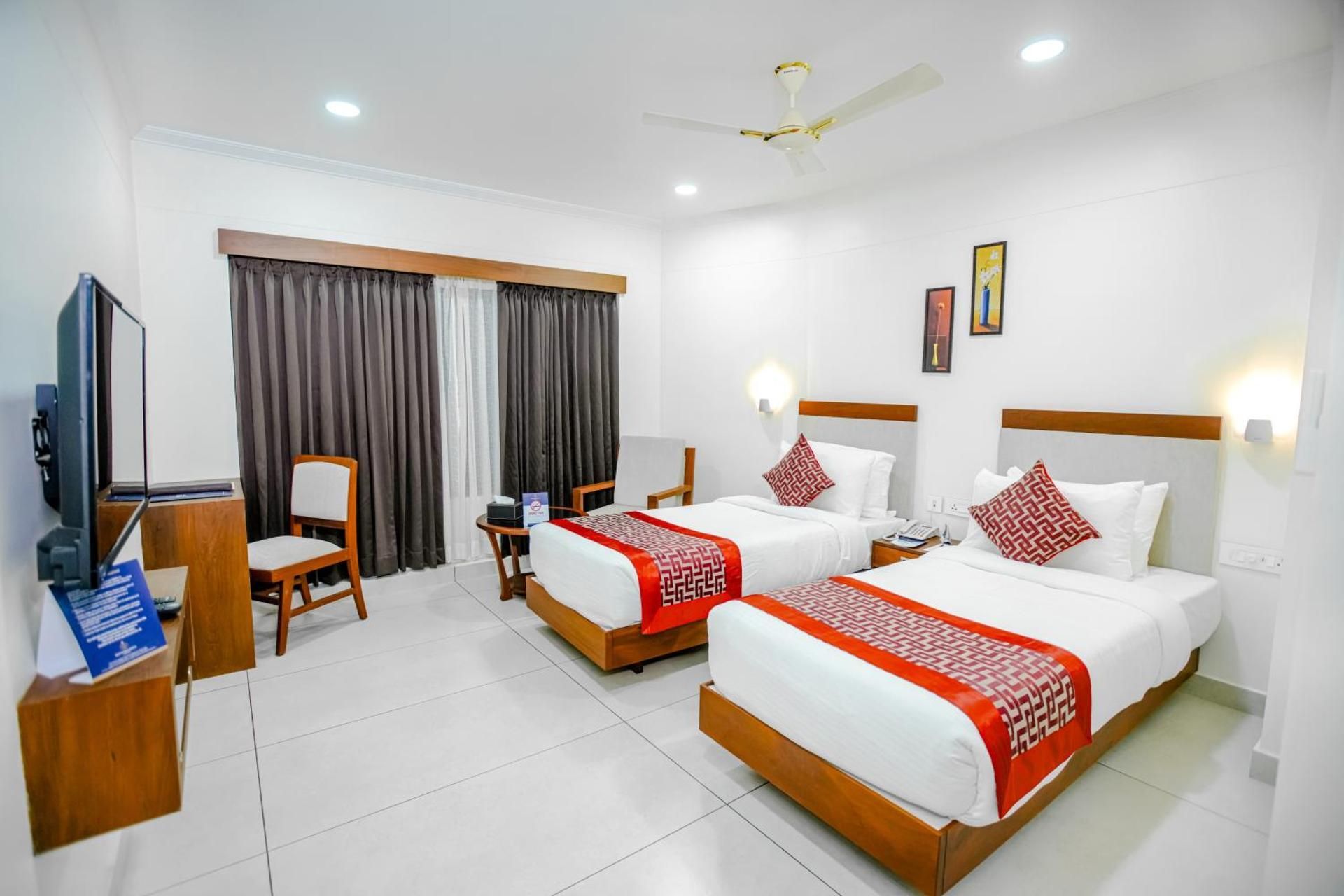 Twin Room with View