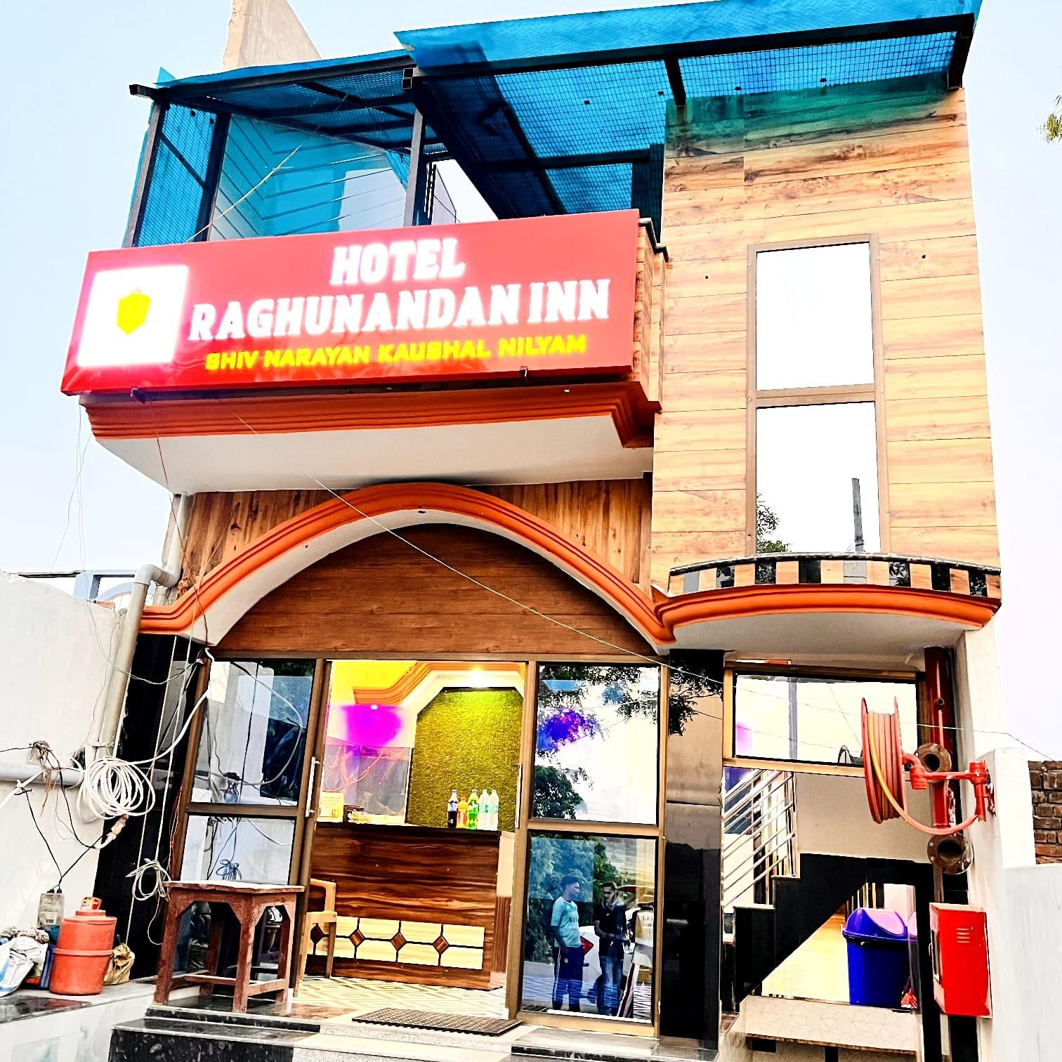 Hotel Raghunandan Inn exterior_view