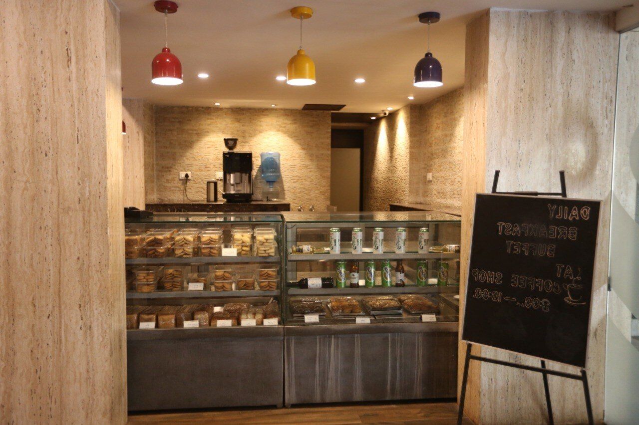 Food & Dining