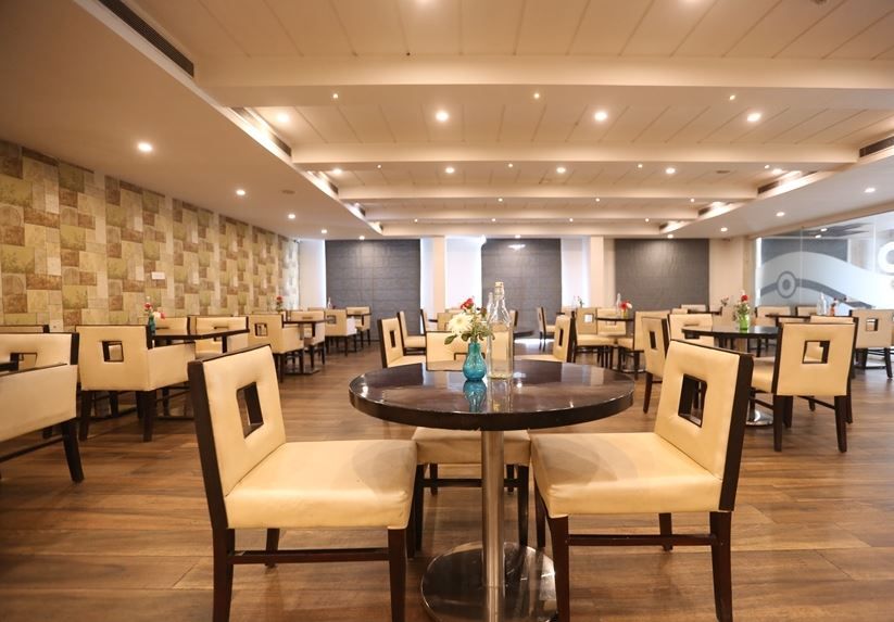 Food & Dining