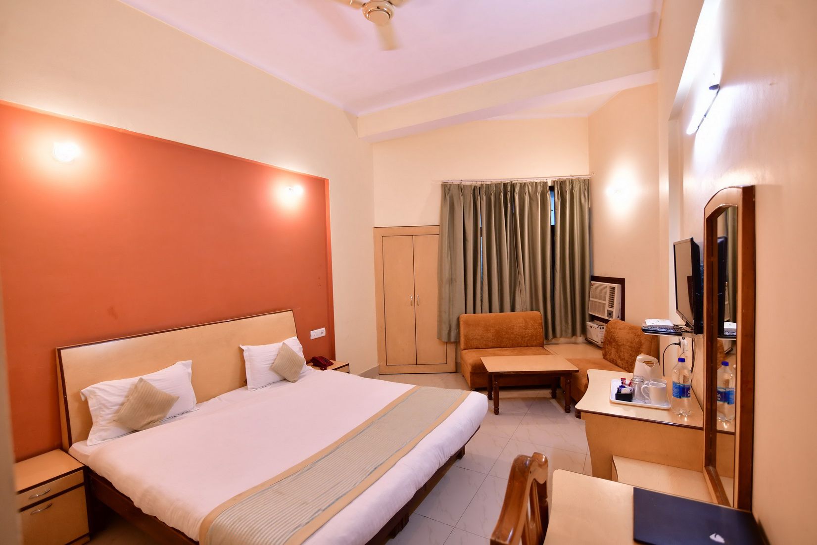 Hotel Krishna Palace Executive 2