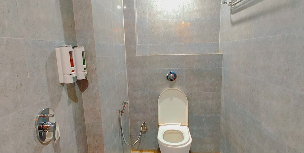 Neelkanth Ayodhya Deluxe room 8