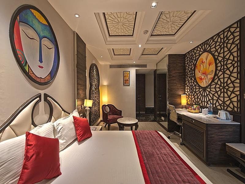 Grand Deluxe Room with Exclusive Food Deal