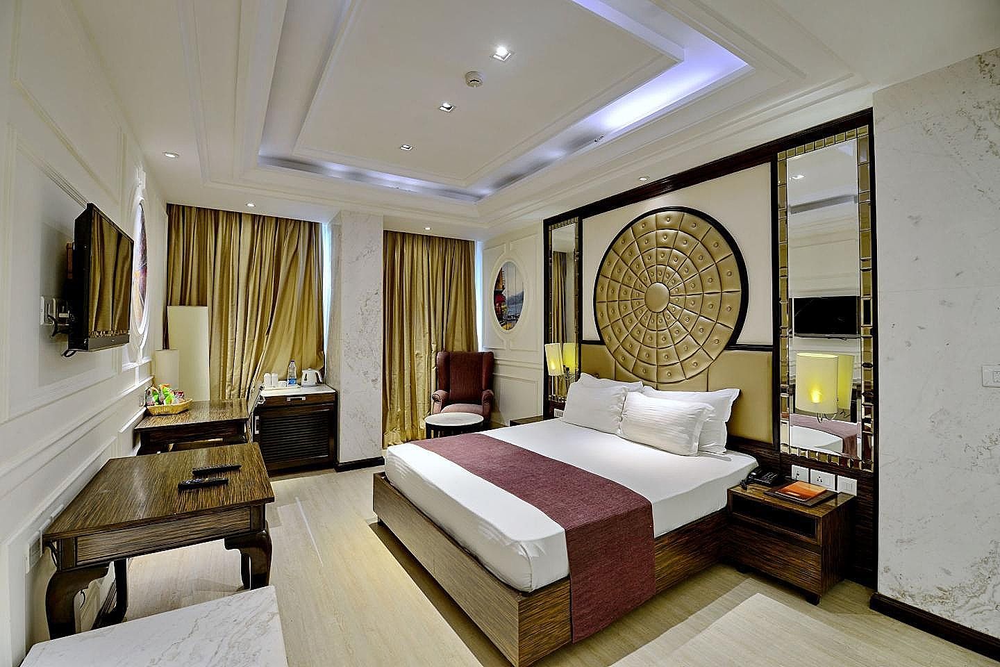 Grand Deluxe Room with Exclusive Food Deal